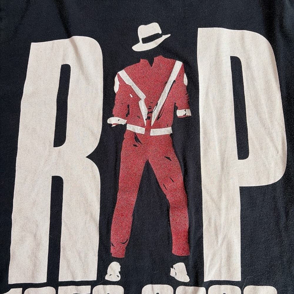Black Michael Jackson Tribute Graphic Tee with Red Accent - Picture 3 of 3